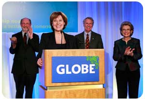 At the GLOBE Conference on Business and the Environment, British Columbia Premier Christy joins leaders from California, Oregon and Washington to highlight the 2012 West Coast Action Plan on Jobs